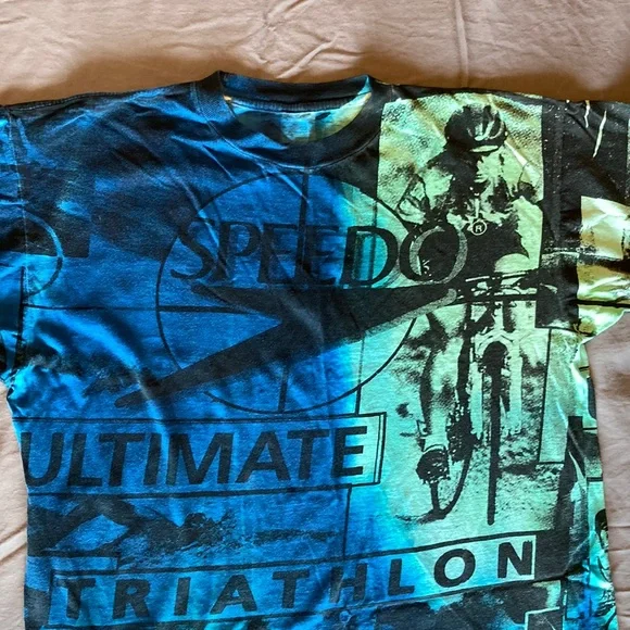 Speedo Tee (large) - Picture 1 of 4